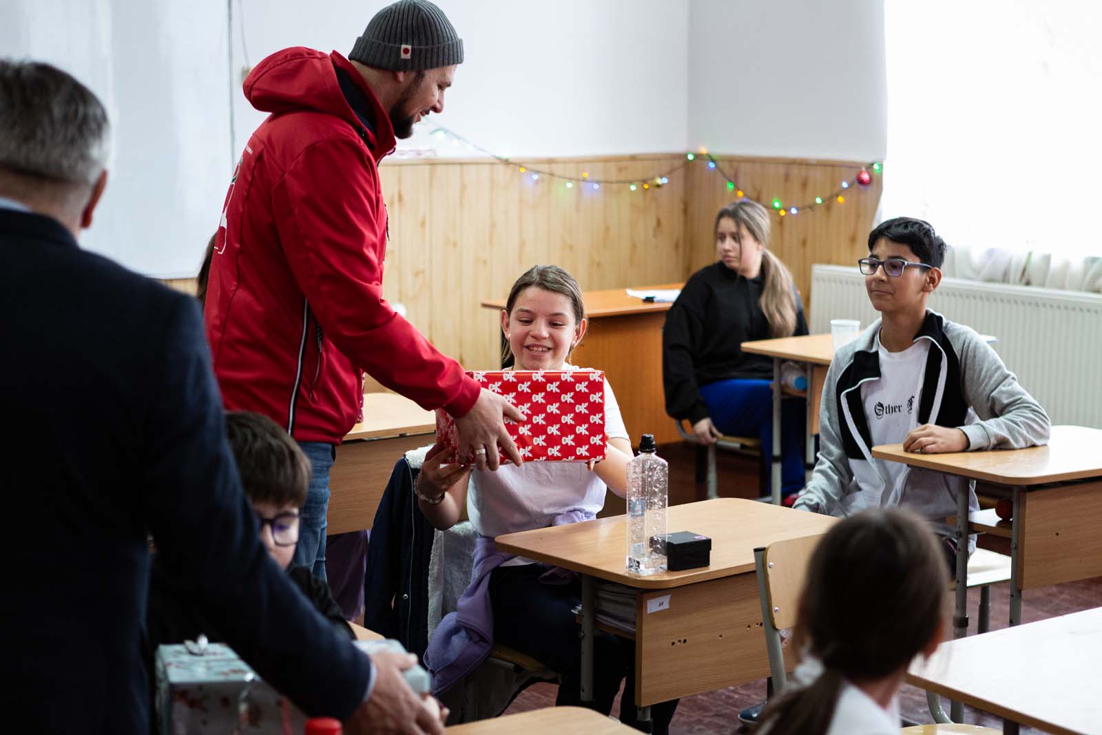 Serviceprojekt Round Table Wiener Neustadt Weihnachtspackerlaktion